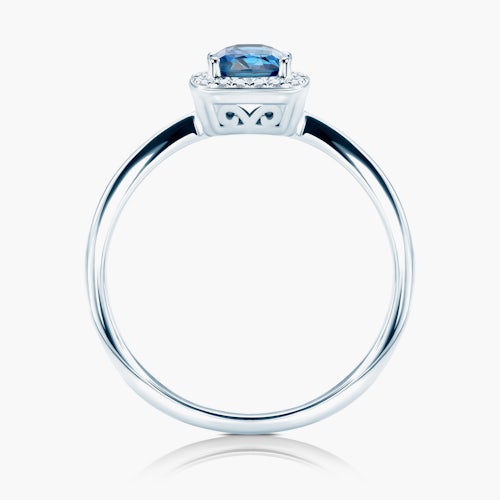 Pierścionek zaręczynowy SAVICKI: białe złoto, niebieski szafir, diamenty